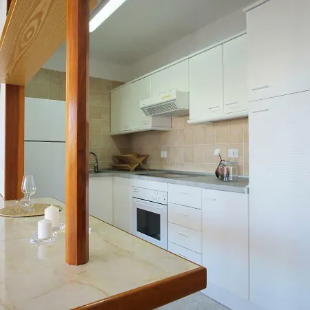 Atlantic View- By Interhome